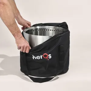 herQs rauchlose Feuerschale aus Edelstahl in einer schwarzen Tragetasche mit Henkeln und Logo